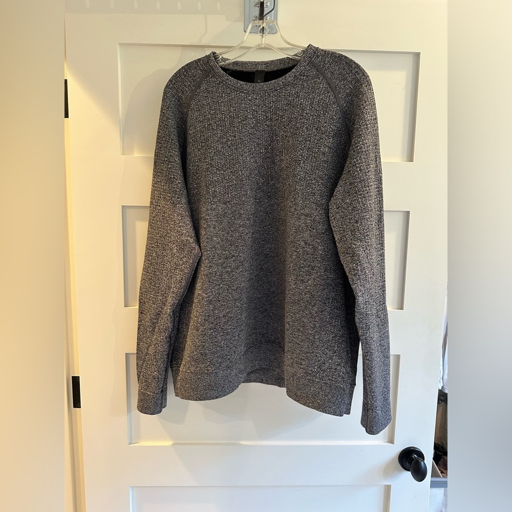 Men’s lululemon lightweight long sleeve shirt. Size Large